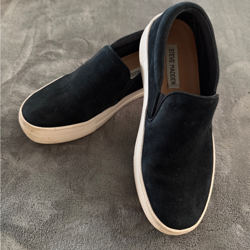 Steve Madden Black Slip-On Women’s Shoes